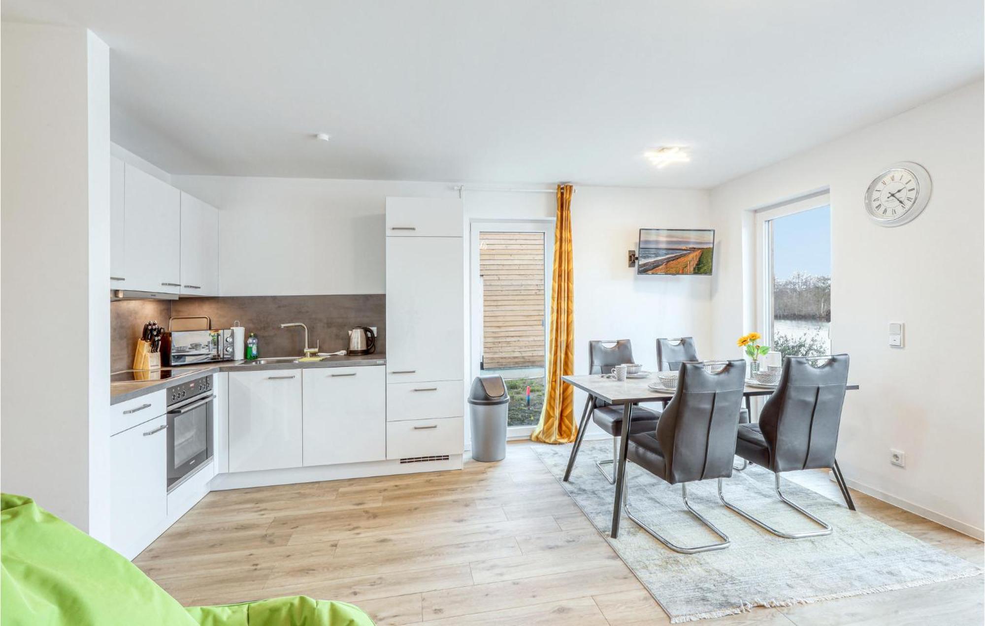 Nice Home In Tossens With Kitchen 外观 照片